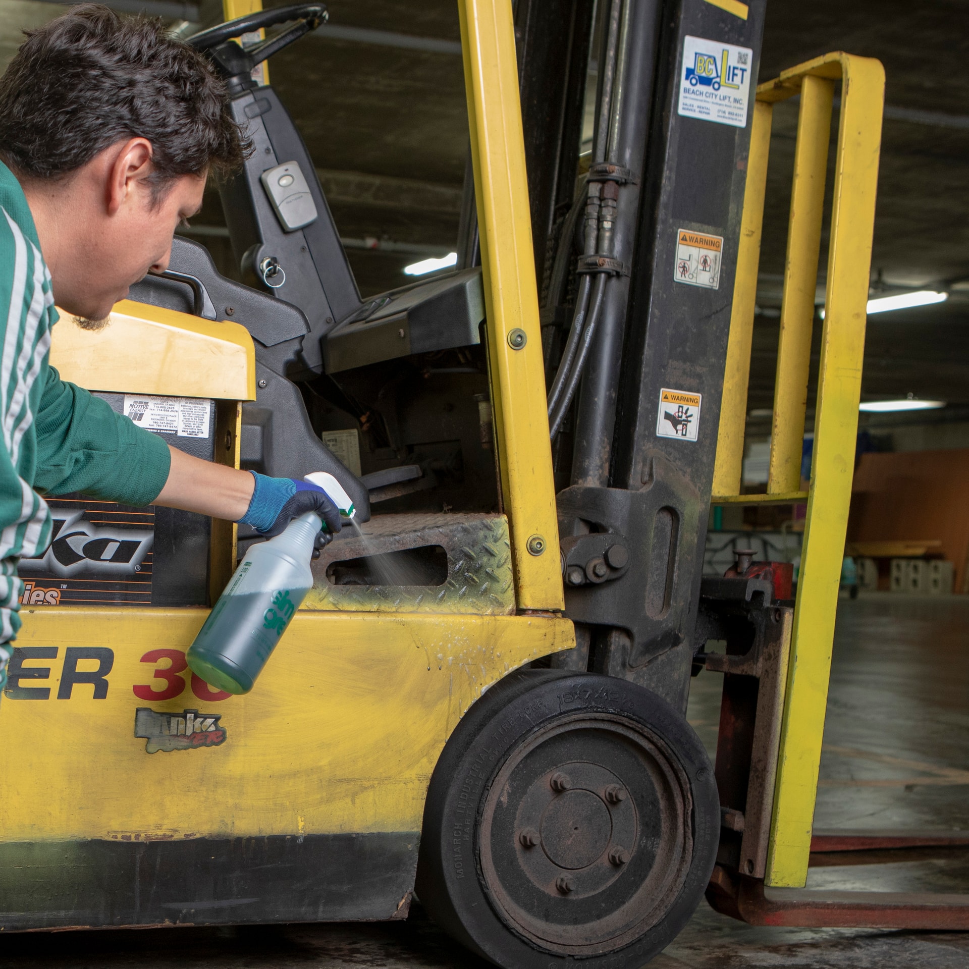 Proveedor Europeo de Productos de Limpieza Industrial Ecológicos, con base en España